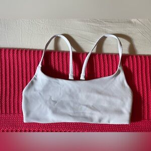 Wunder Train Strappy Racer Bra *Light
Support, A/B Cup